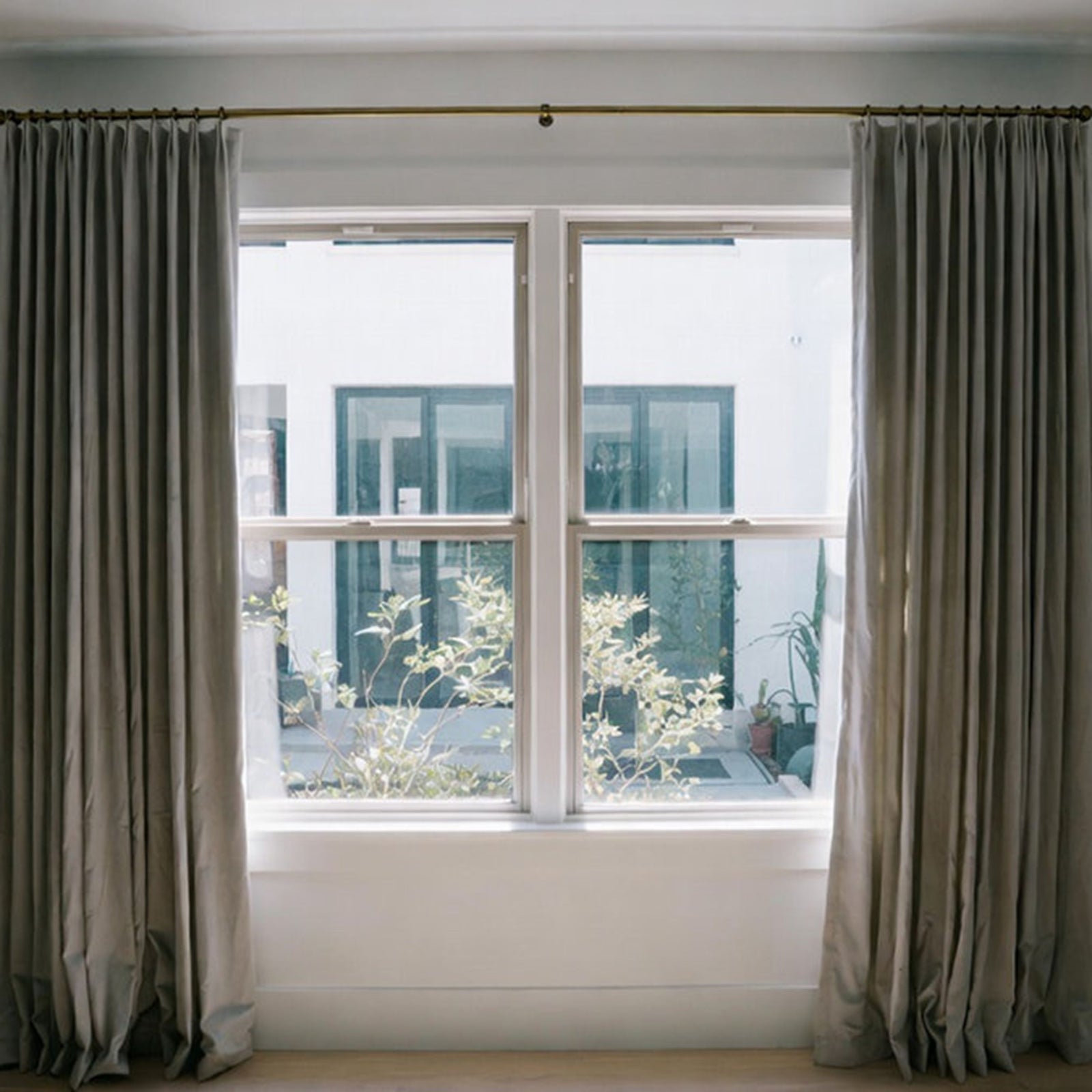 Phase Classic Mesh Weave Curtain